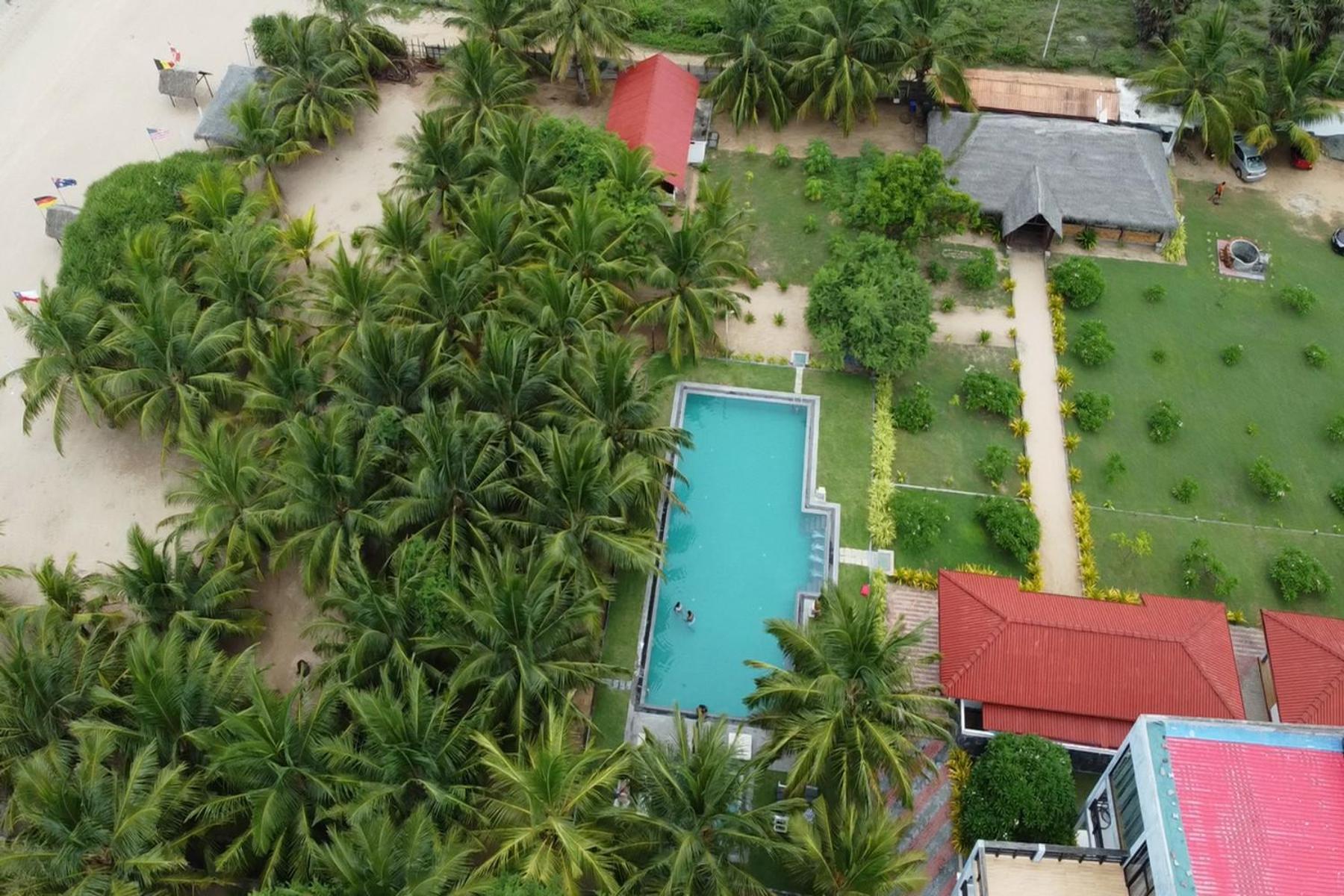 Nn Beach Resort & Spa Nilaveli Exterior foto